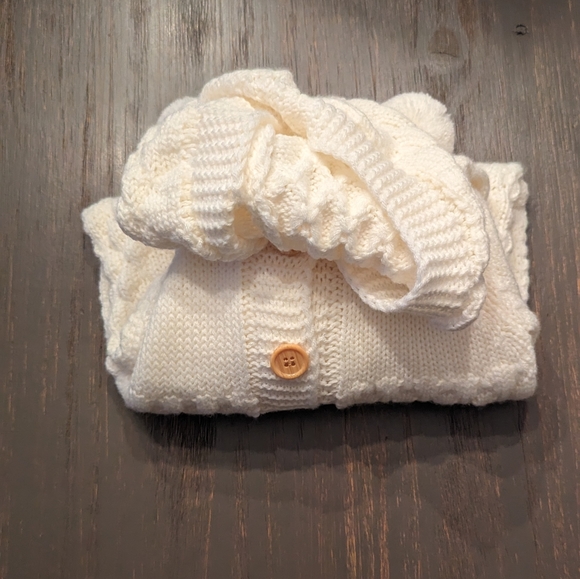 Cream knit outfit - Picture 3 of 3